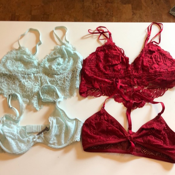 LOT OF 4!!!! AERIE BRALETTES!!!!! - Picture 1 of 4